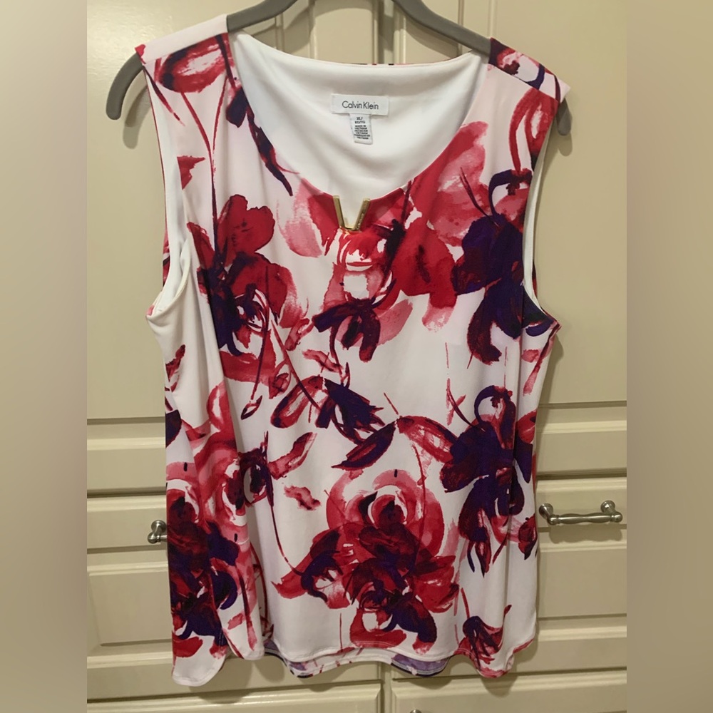 Calvin Klein sleevelesss blouse